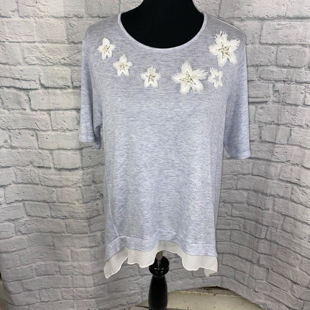 Cha cha vente women’s Flowy blouse L w/floral beading sheer bottom hem